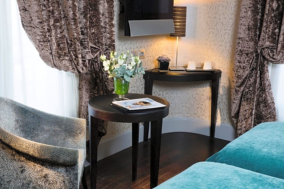 Hotel Ares Eiffel 93
