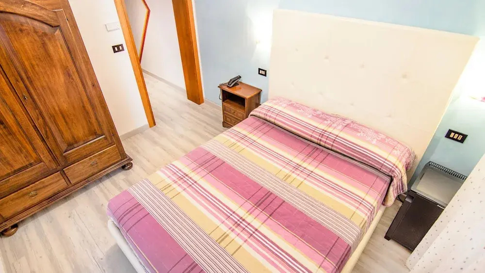 1 Bedroom Economy Double room with balcony (full double bed)