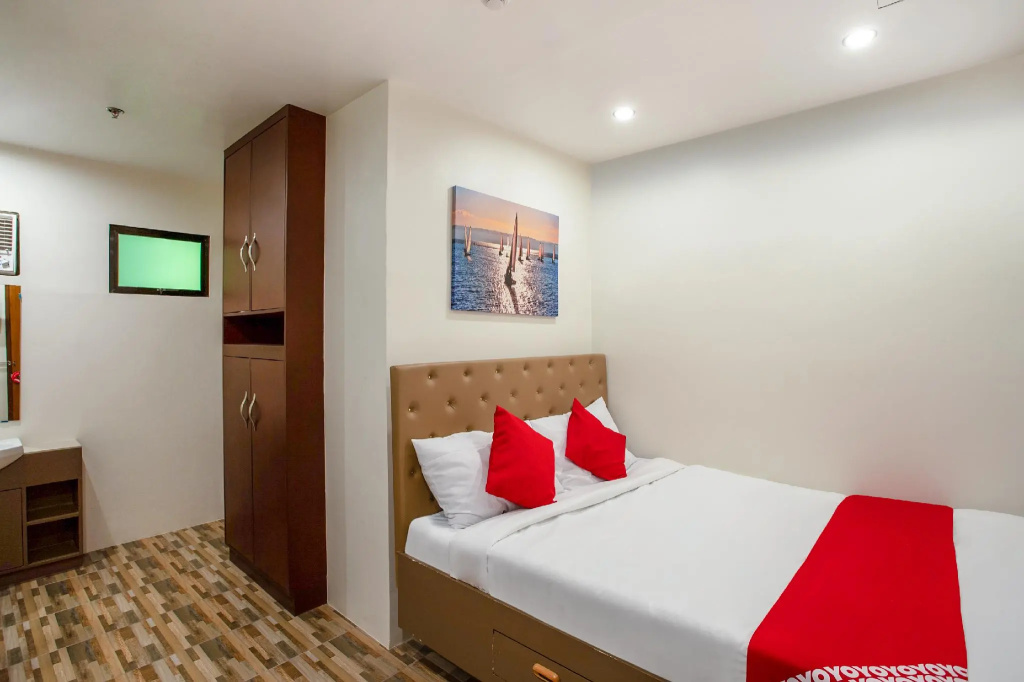 Standard Double room (full double bed)