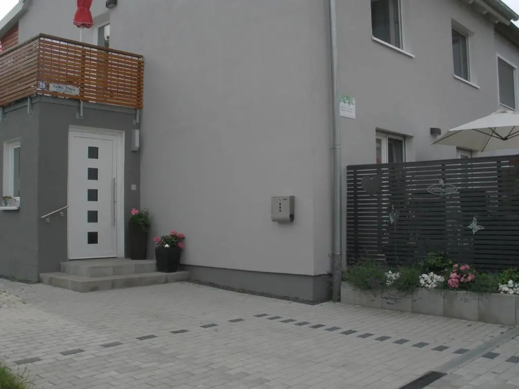 Apartment with balcony