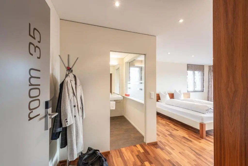 Standard Double room with balcony (full double bed)
