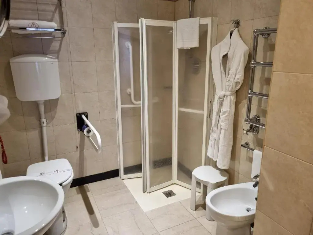 Phi Hotel Bologna - Chambres
