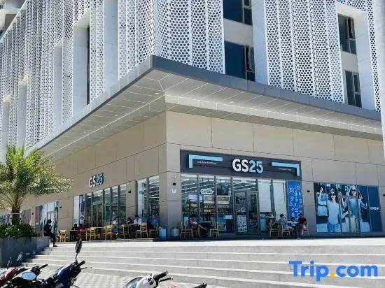 The Sóng 5-Star Apartment Vung Tau. Free Pool & Near Beach - ViVi Home