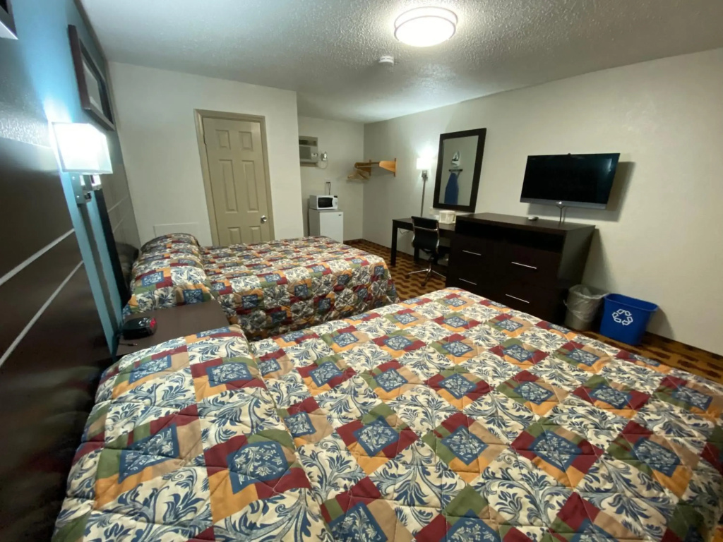 Motel 6 Stockton, CA - Charter Way West - фото 5