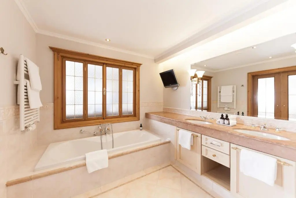 Schlosshotel Fiss - Chambres