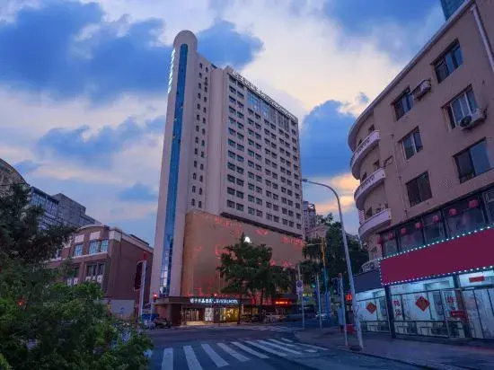 Crystal Orange Hotel Dalian Youhao Square