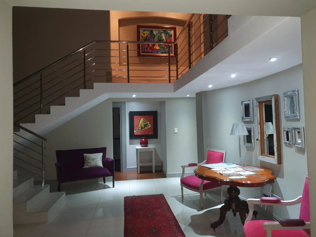 Alabaster Box B&B - фото 14