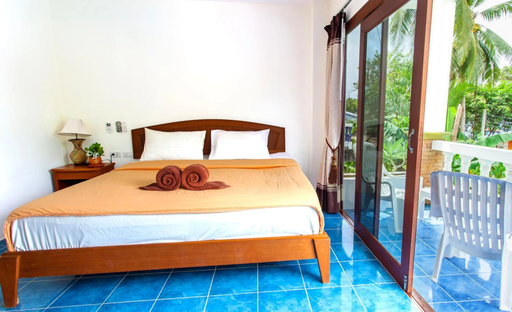 Hugs Guesthouse