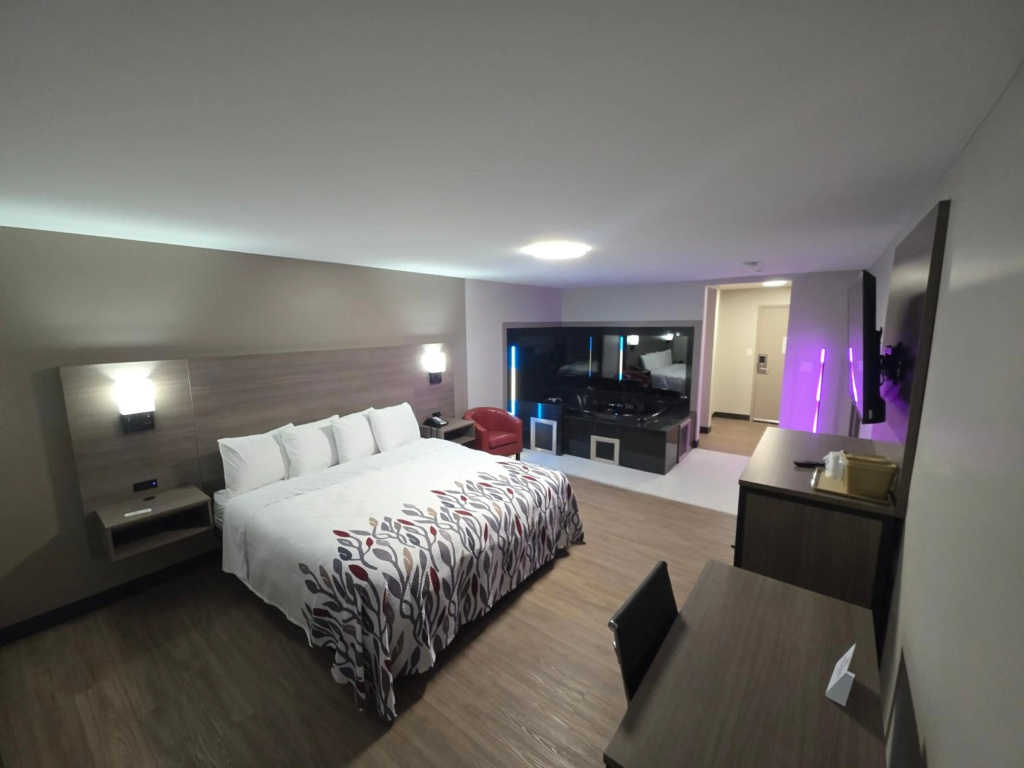 Red Roof Inn Sutton — 3