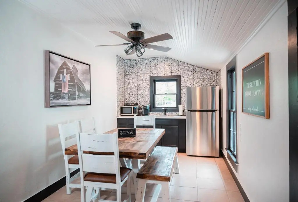 1 Bedroom Suite