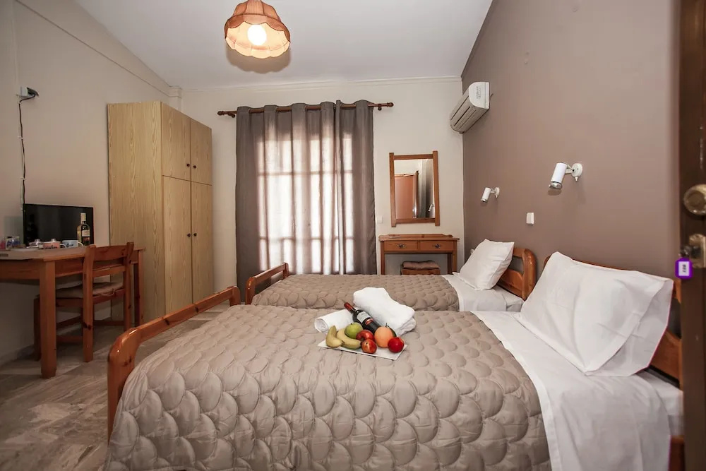 Economy Double room with balcony (twin beds)