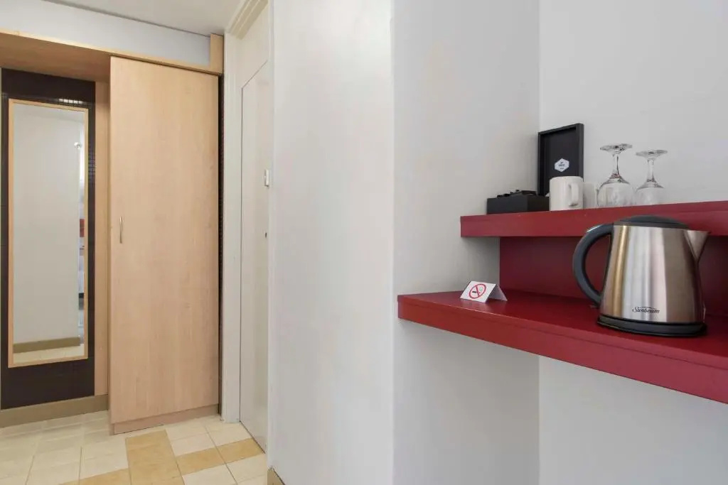 Metro Hotel Perth - Chambres