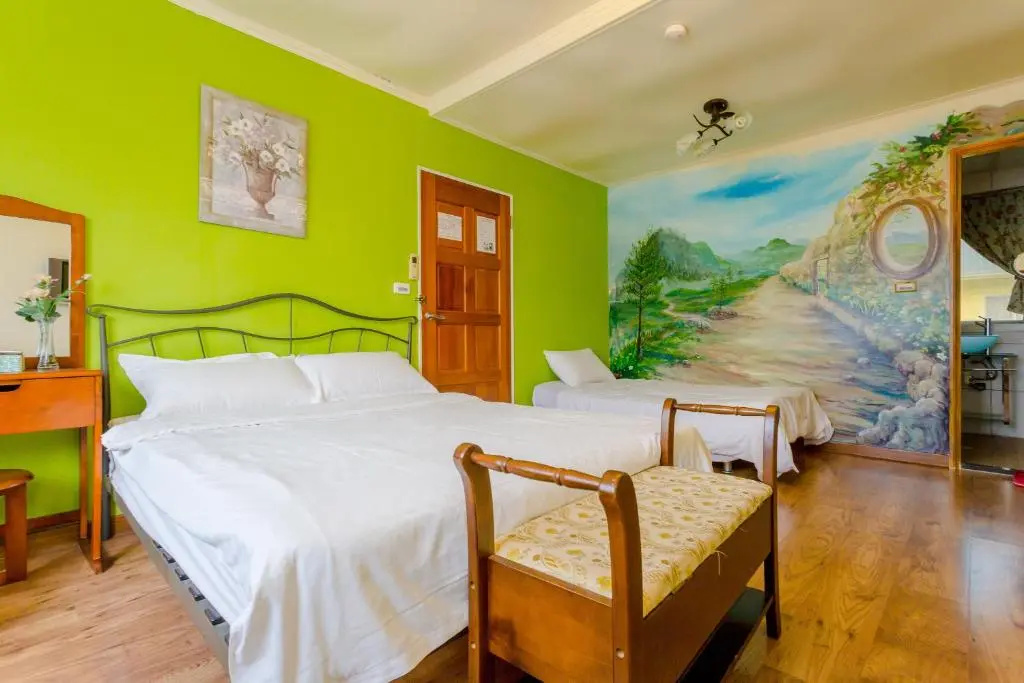 Standard Double room (full double bed)