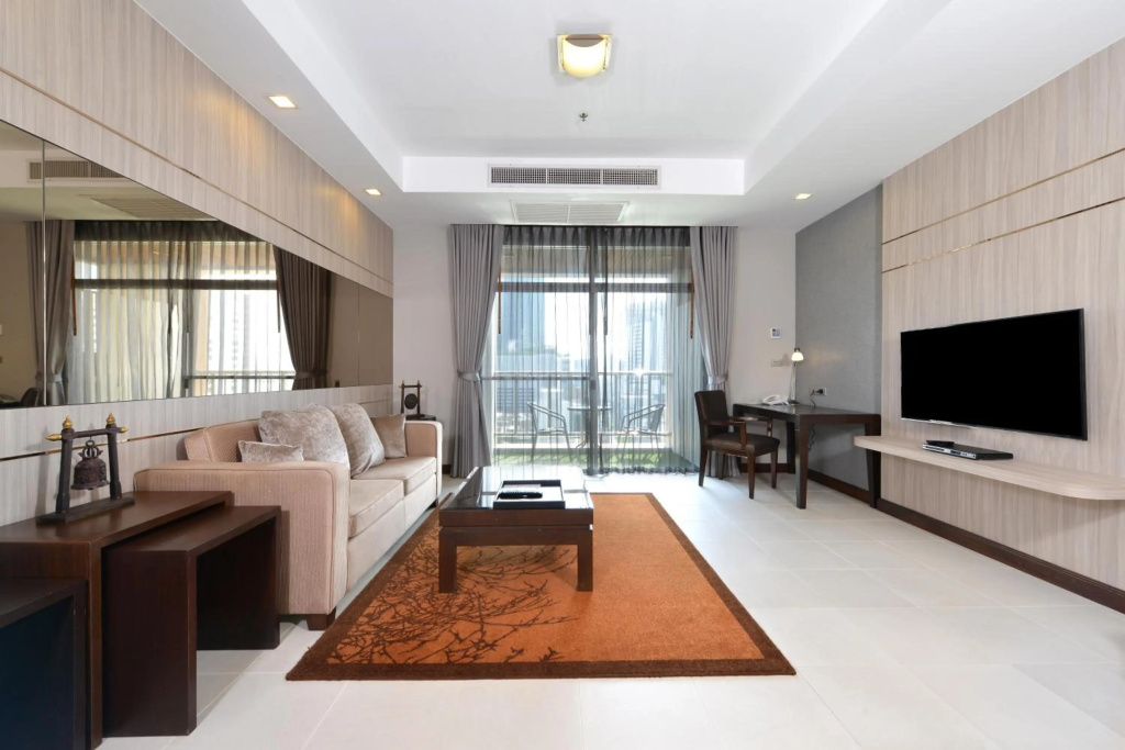 Grand Asoke Suites Boutique Residence — фото