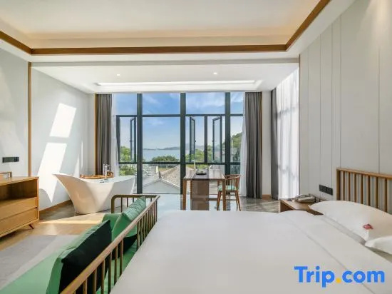 Standard Double room with sea view (full double bed)