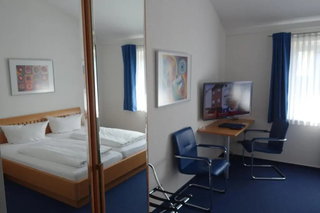 Hotel Gstehaus Linden - Chambres