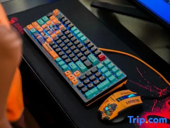 Shanghai LukeMi E-Sports Hotel