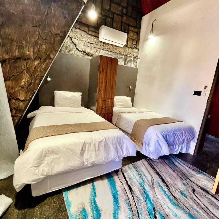 Standard Double room (twin beds)