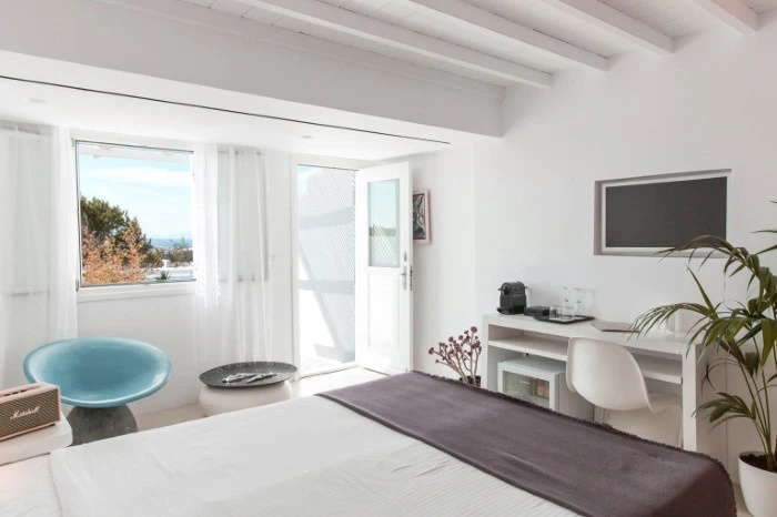 Deluxe Double room with sea view (full double bed)