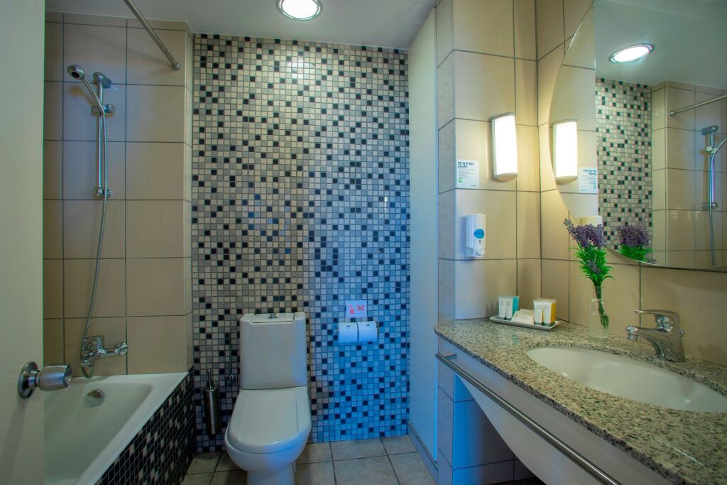 Люкс с 2 комнатами в Louis Althea Beach Hotel