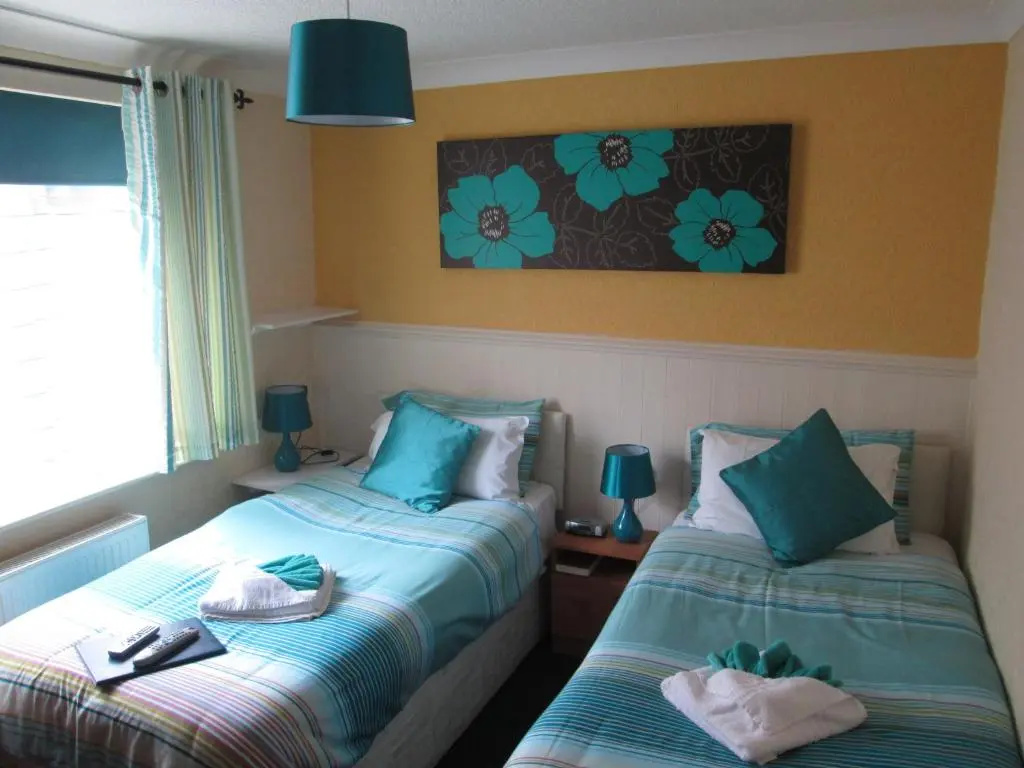 Standard Double room (twin beds)