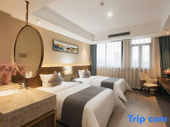 Deluxe Double room (twin beds)