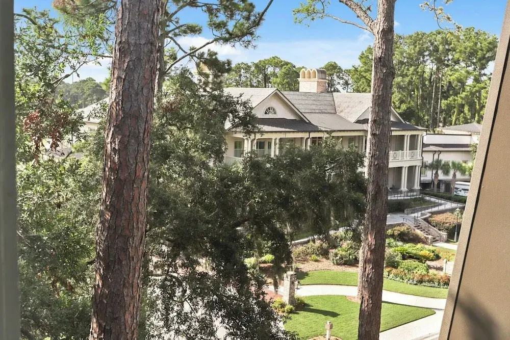926 Cutter Ct at The Sea Pines Resort