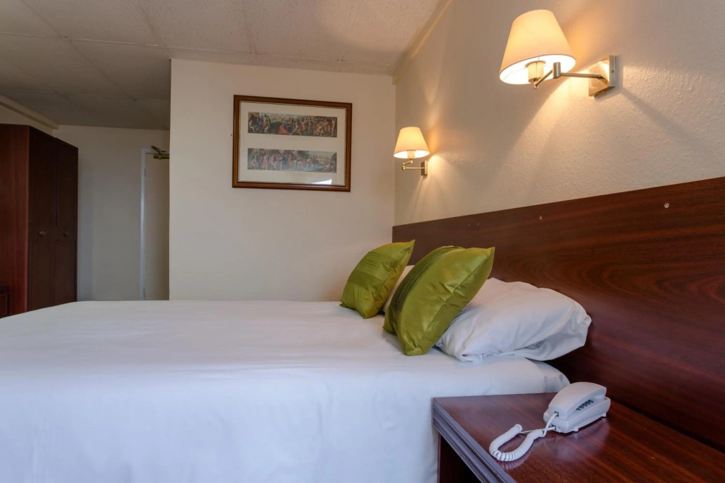 Grand Burstin Hotel Folkestone — 5