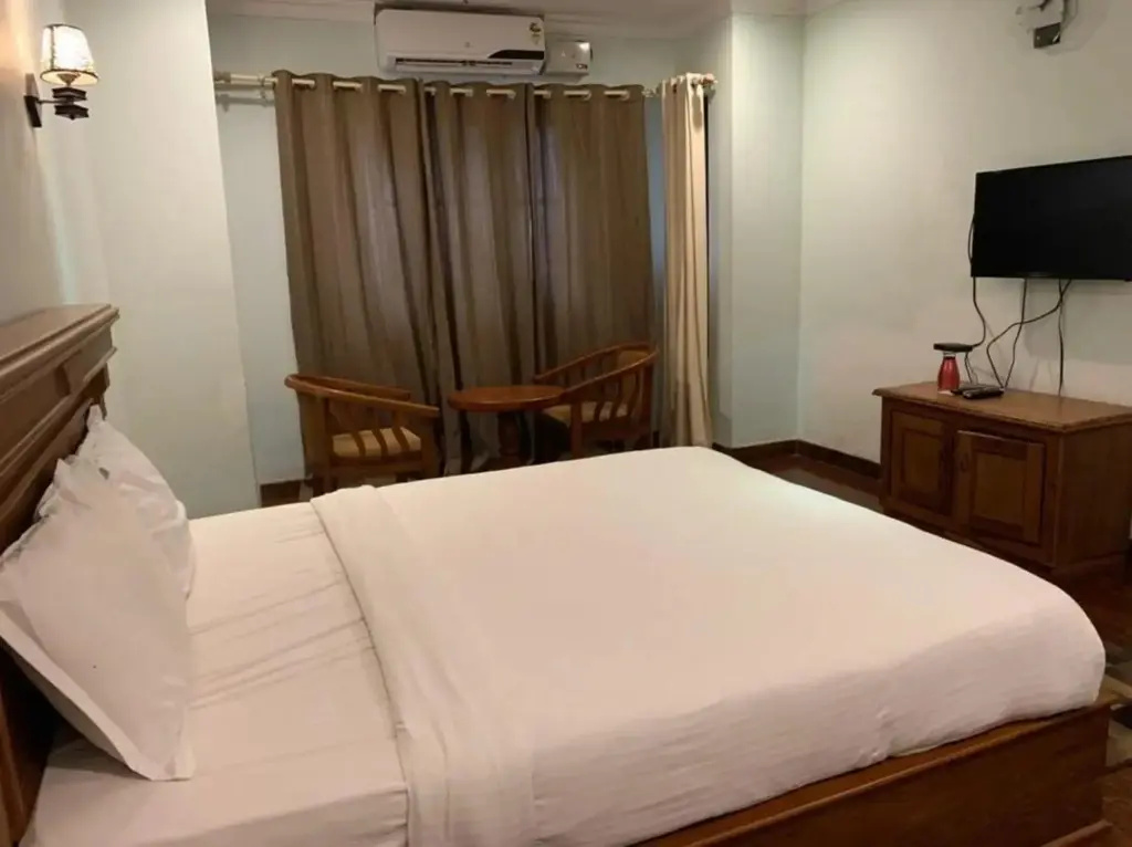 Sea Breeze Beach Inn - Général