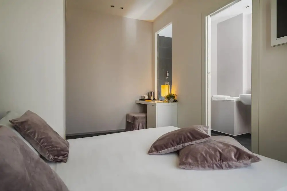 Standard Double room with balcony (twin beds)