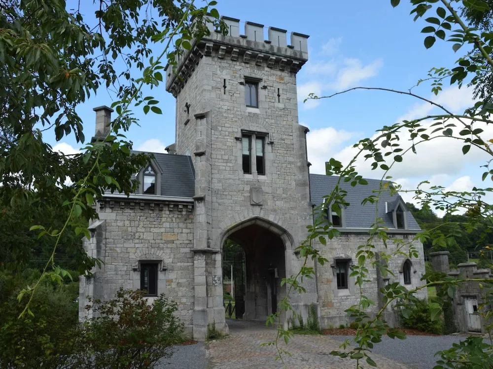 Splendid Holiday Home In Pepinster With Private Garden Bbq