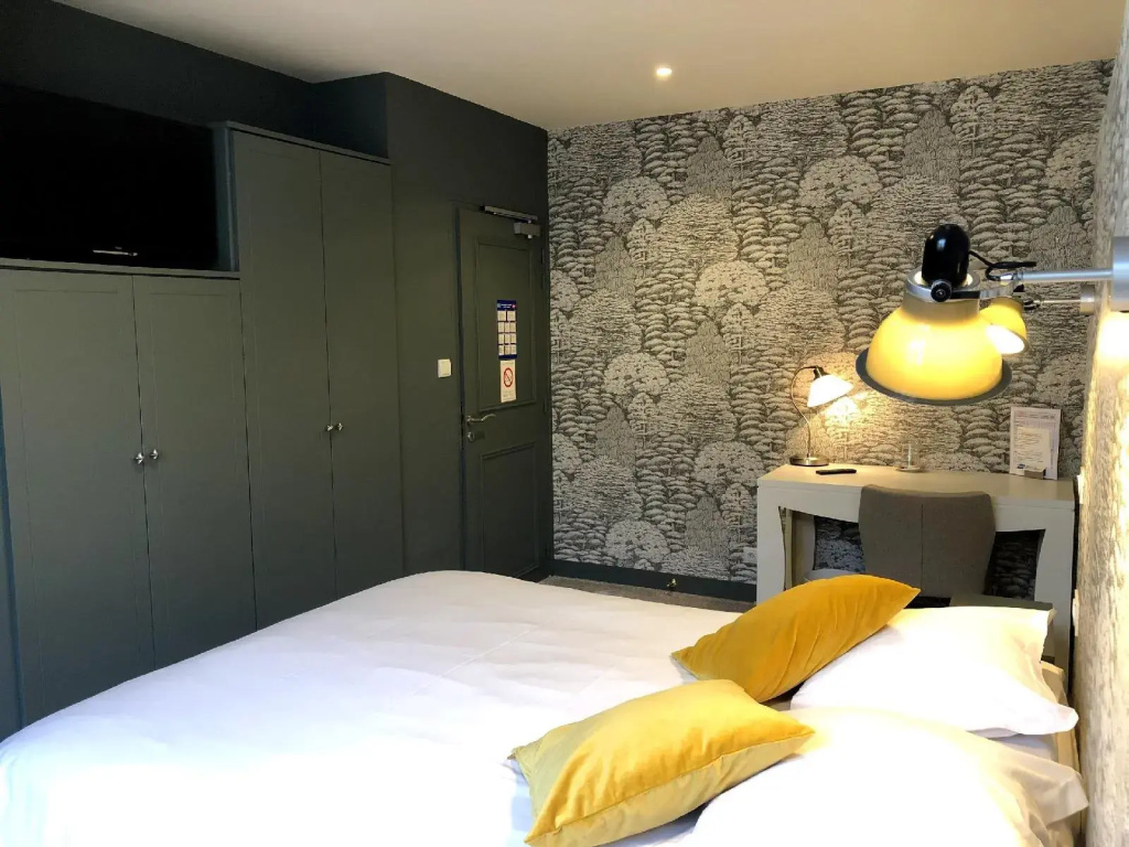 Hotel photo 12