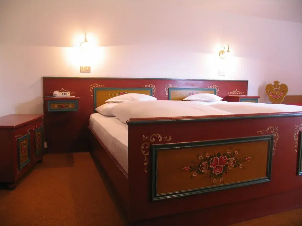 Standard Double room with balcony (full double bed)