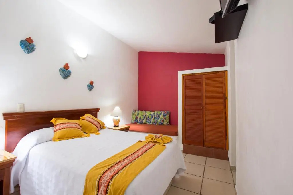 Standard Double room (full double bed)