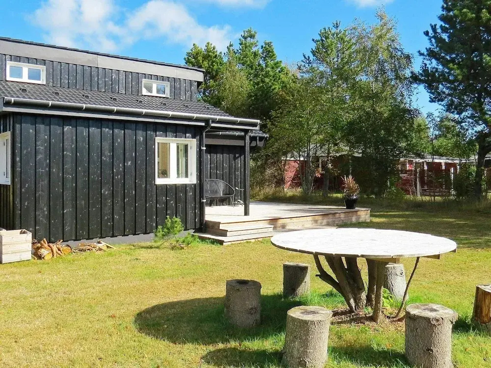 6 Person Holiday Home in Hals