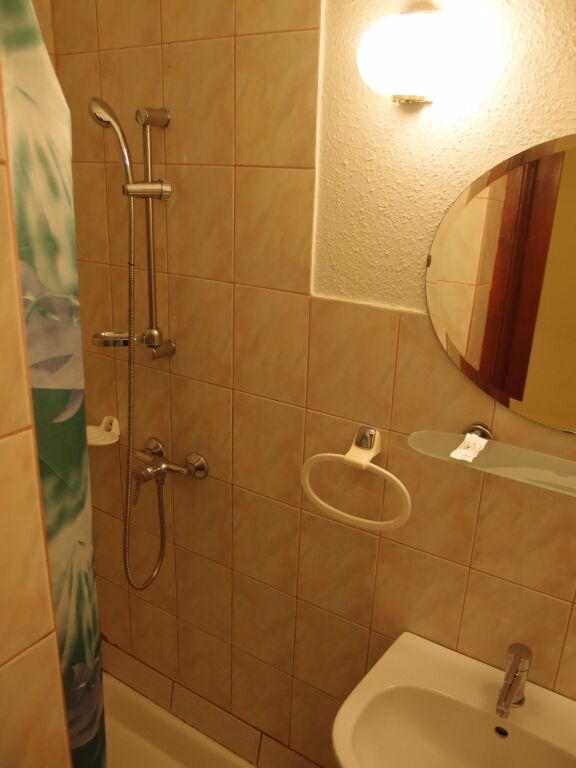 gallery_image_hidden_13