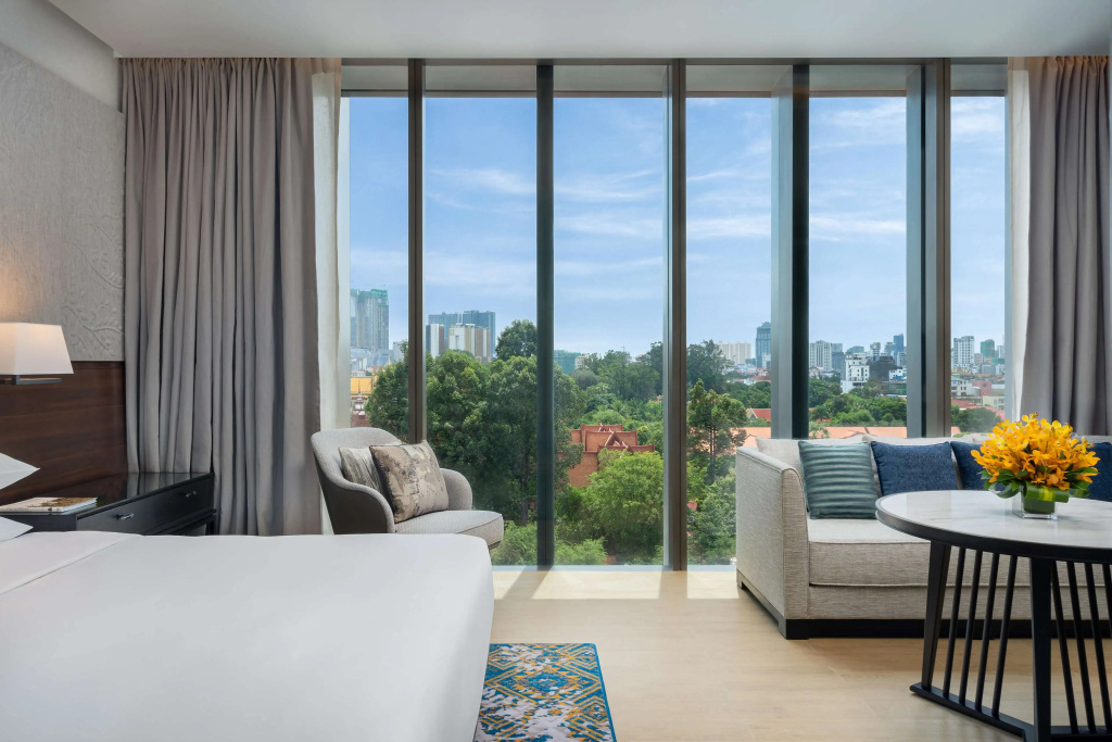 Deluxe Double room with Palace view (full double bed)
