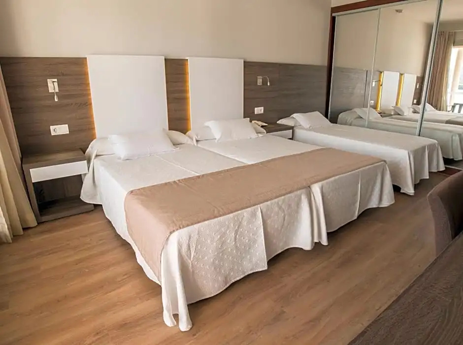 Hotel Seramar Comodoro Playa - Chambres