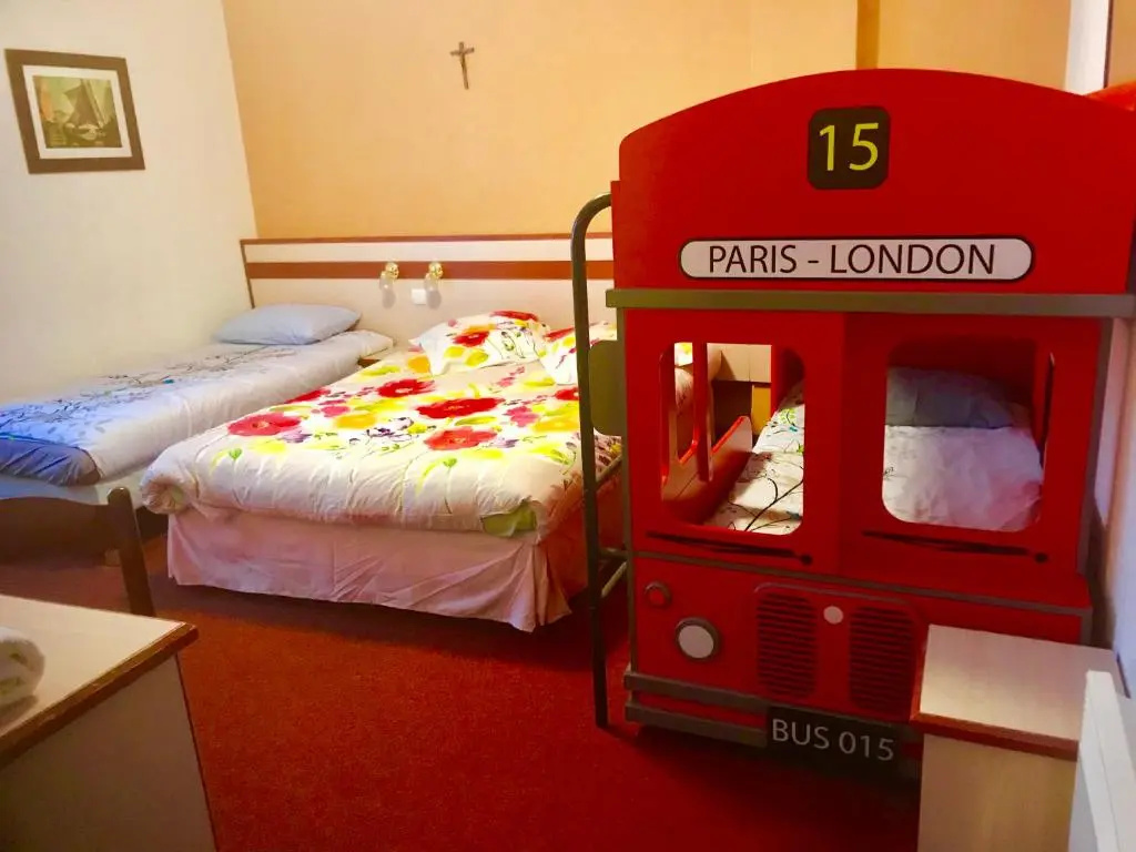Standard Quadruple room