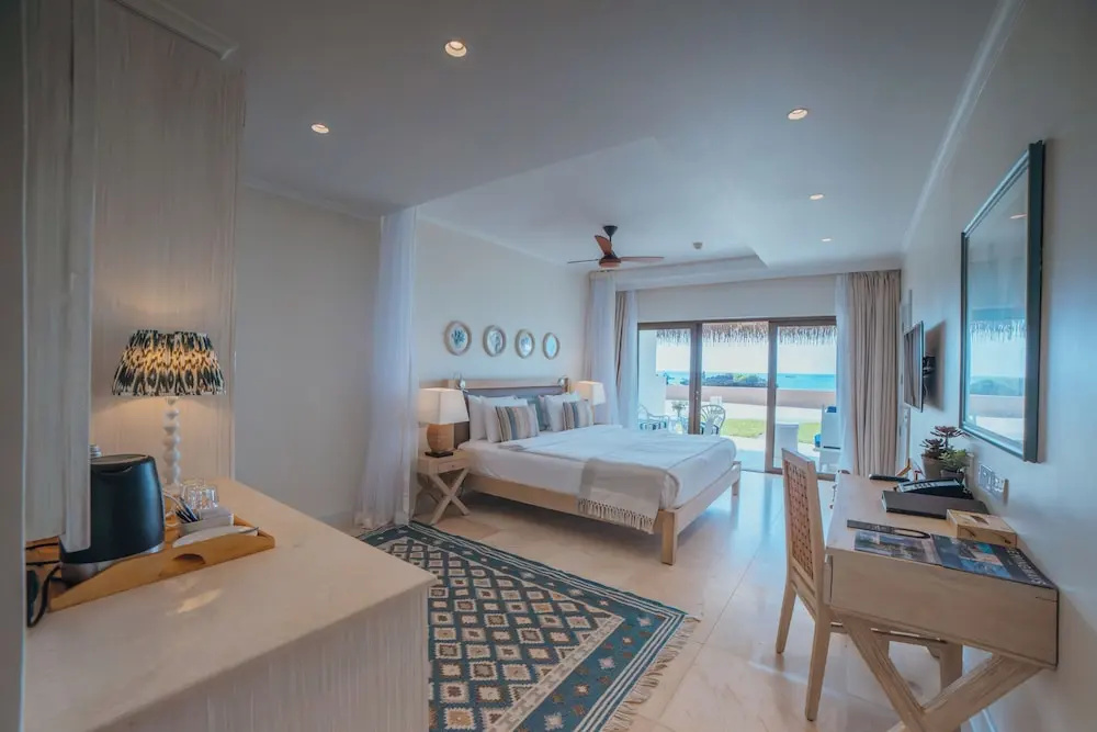 Deluxe Single room with balcony and with ocean view