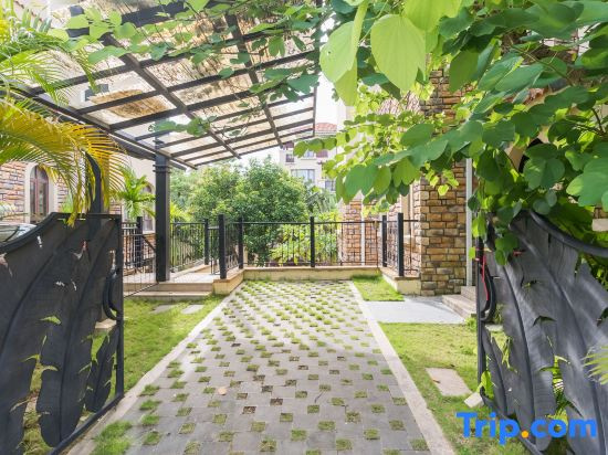 Emerald Valley Luxury Residence Holiday Villa Hotel