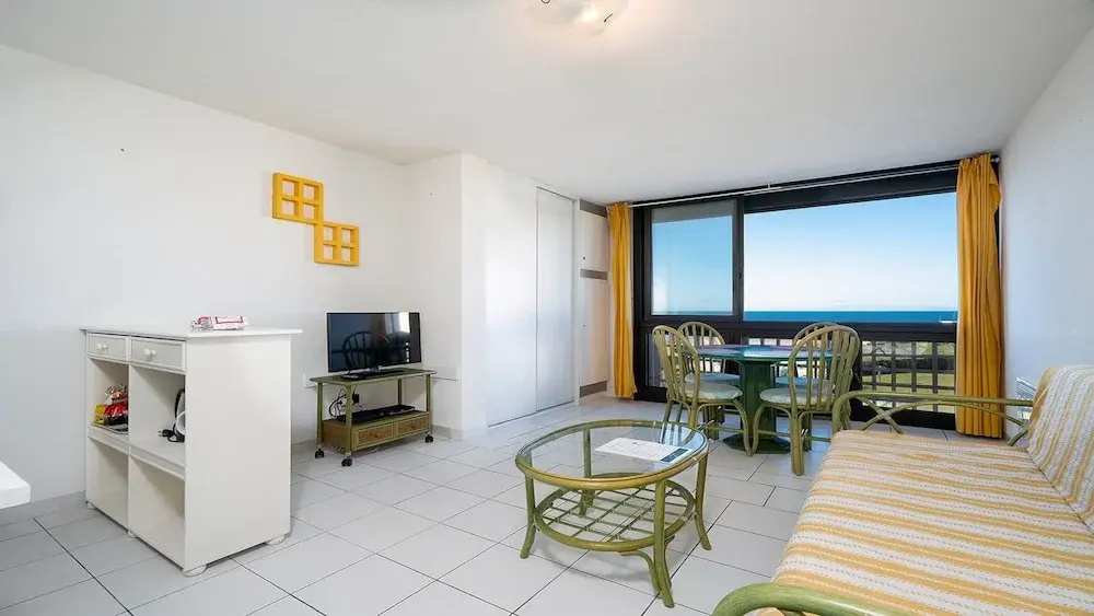 Voir la photo 2 — Apartment in Agde With Direct Beach Access