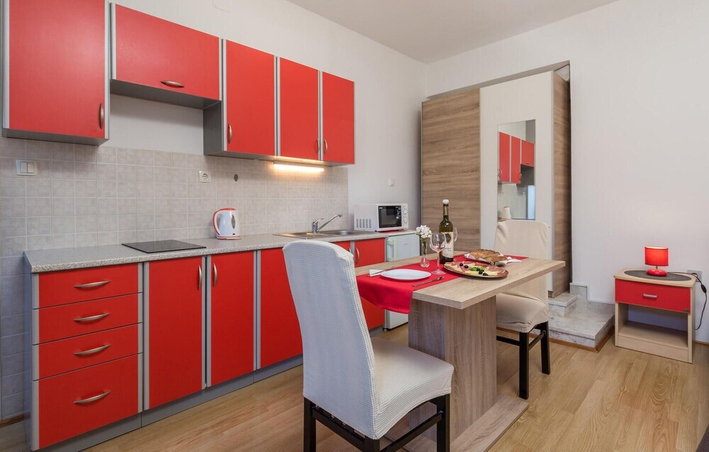 Отель Stunning Apartment in Pobri With Wifi, фото 8