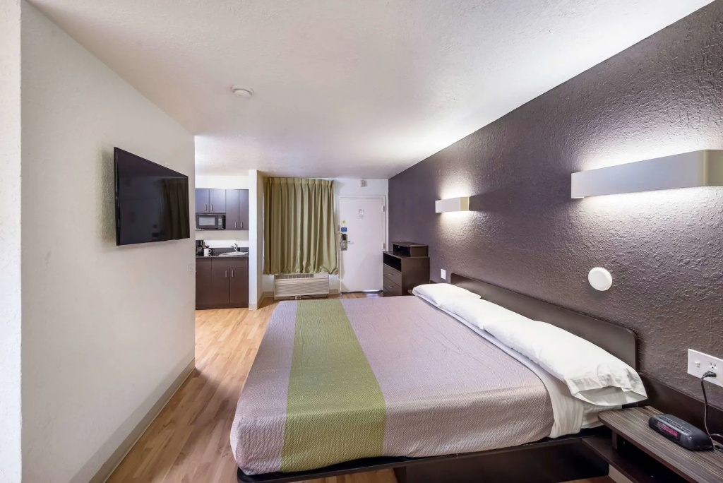 Отель Studio 6 Irving, TX - Irving DFW Airport East в Ирвинге