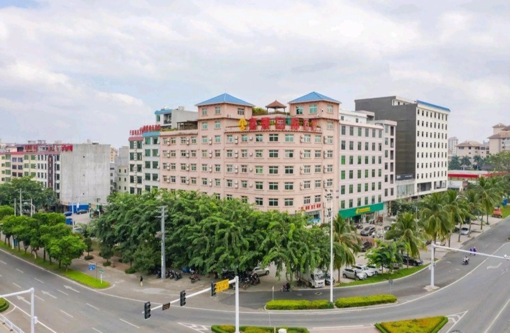 Jiajing International Hotel in Danzhou