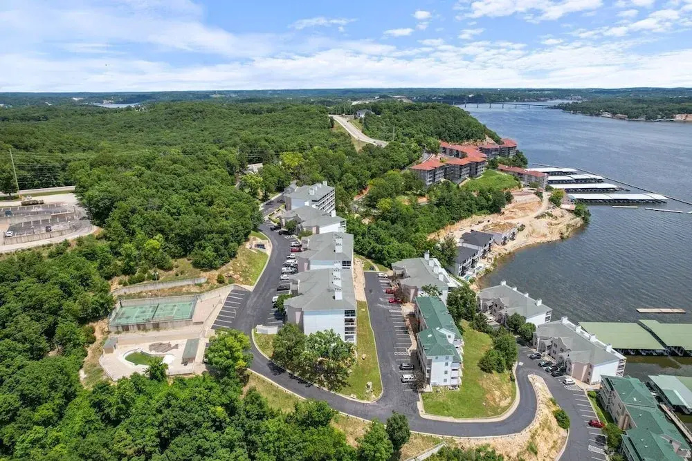 Family-friendly Condo w/ 2 Pools & Updated Deck on the 14mm