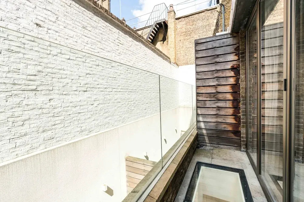 Styled 2Bed2Bath Duplex + Patio near Oxford Circus