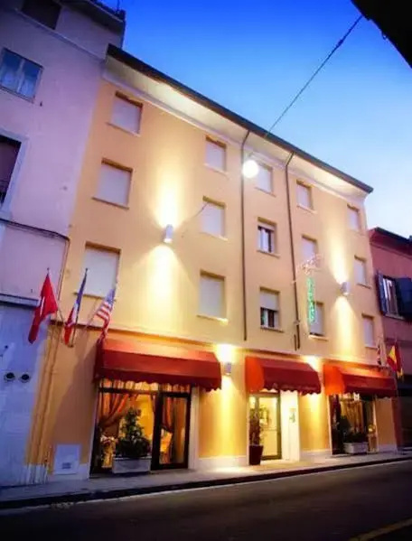 Hotel photo 28