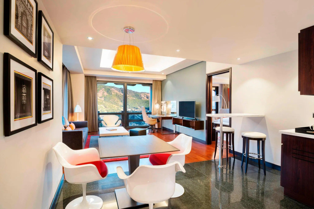 1 Bedroom Double Junior Suite (full double bed)