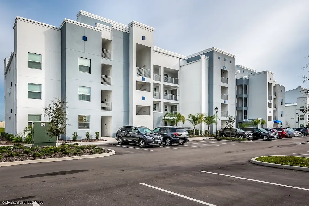 Beautiful 3 Bdrm 2 Bath Condo